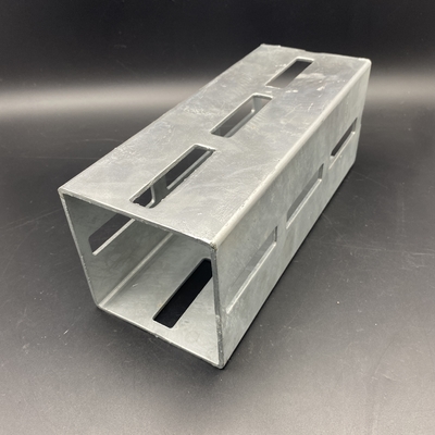 Relvas pesadas galvanizadas por inmersión en caliente Tamaño personalizado 100x100x3 Canal cuadrado