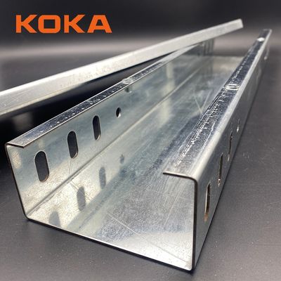 Canalización para cables pre-perforada de servicio ligero galvanizada en caliente
