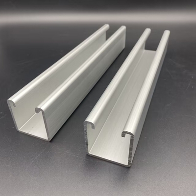 El aluminio Unistrut Canal Plano con ranuras de apoyo de aluminio Strut Canal Rail