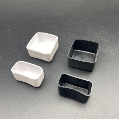 Accesorios de los canales PVC plástico sobre el tapón de extremo