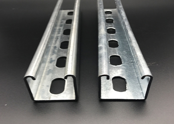 Calentamiento galvanizado de metal C canal de soporte de ranura plano