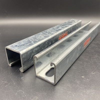 Canal Unistrut de acero metálico con ranuras de 41x41x2,5 mm