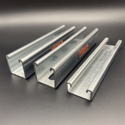 Calentamiento galvanizado de acabado personalizado EG canal de unistrut con ranuras