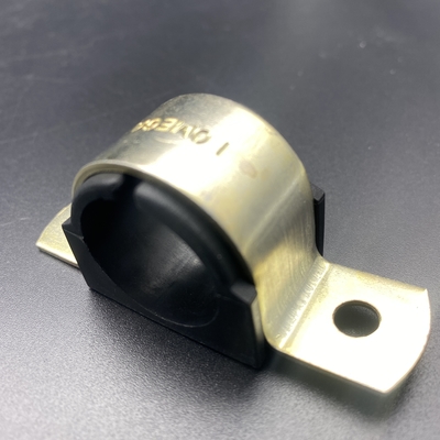 Clamparas de tuberías aisladas de oro eléctrico galvanizadas