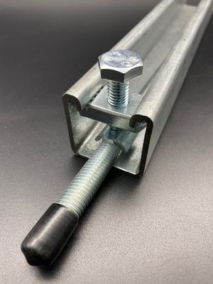Acero al carbono M10 M12 Unistrut Sísmico de bisagra de hilo de rodillas de endurecimiento