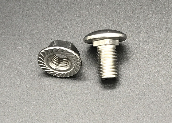 El reborde de acero inoxidable M8 de la tuerca de la caña SS316 cubre con cinc plateado