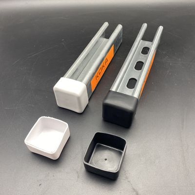 Capuchón de extremo de caucho de plástico de forma cuadrada