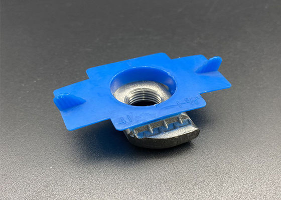 Acero de carbono m6 m8 Canal de Nut Solar con ala de plástico