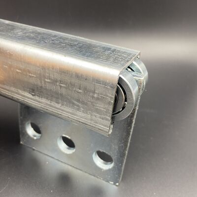 Reunión de carretillas de ruedas de acero con cuatro rodamientos para unistrut